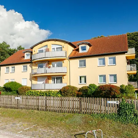 Laurich By Interhome *